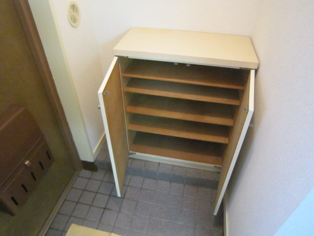 小金井市本町３丁目の賃貸マンションの収納