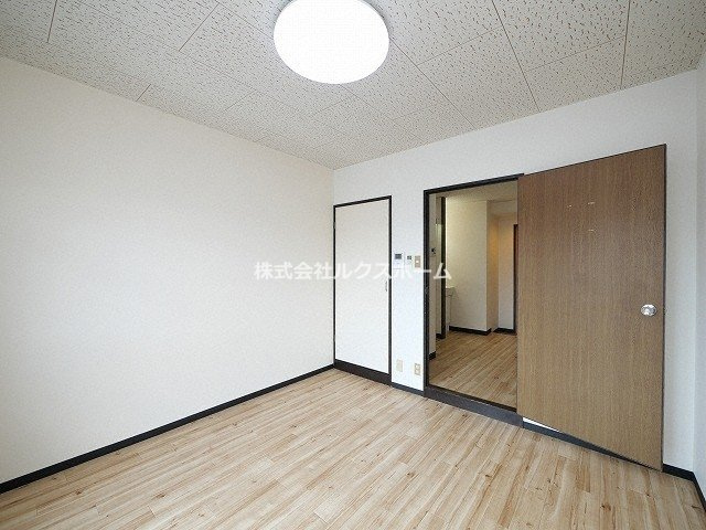 コスモセブンの寝室