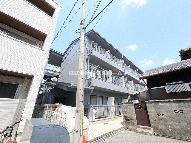 コスモセブンの外観