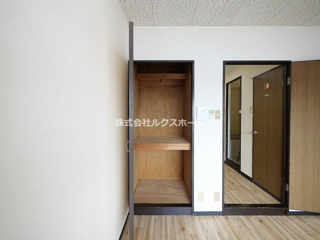 コスモセブンの収納