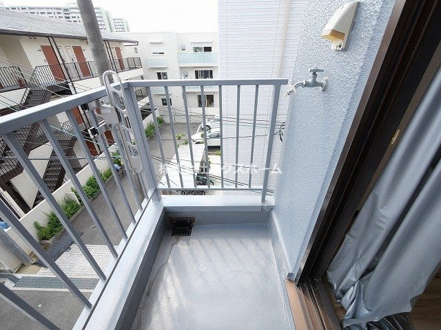 コスモセブンのバルコニー