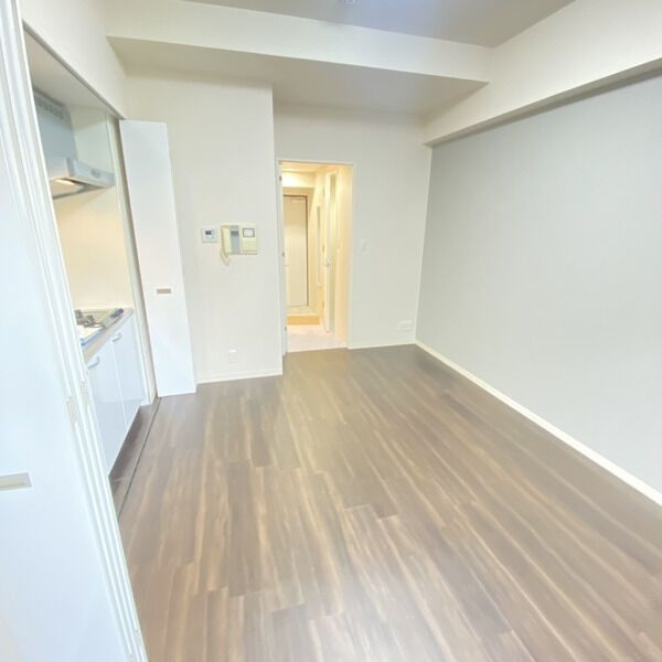 グランルージュ栄 Ⅱの居間・リビング