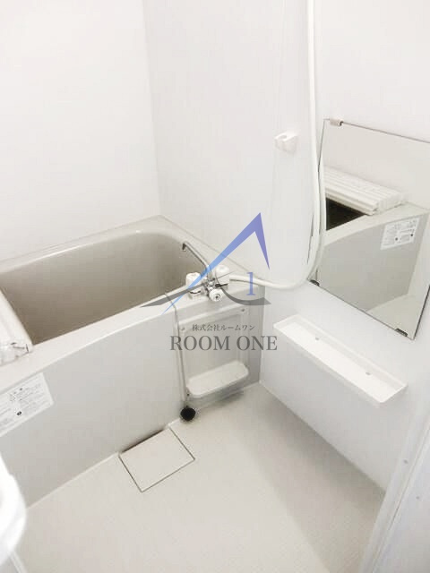 プランドール蒔田の浴室|お風呂です。