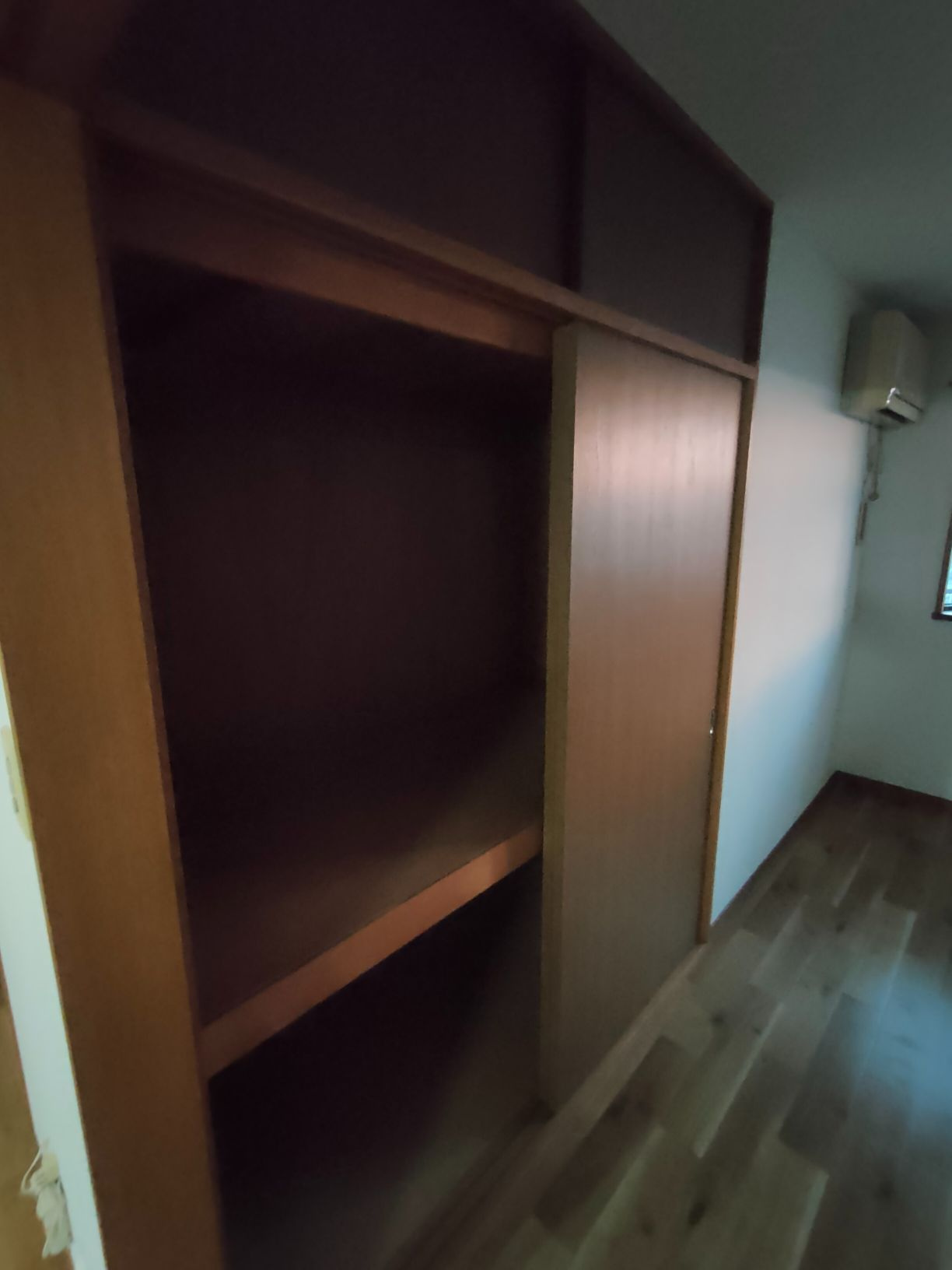 クワァドーロ・フォルテッツァ・ディ・アイの収納