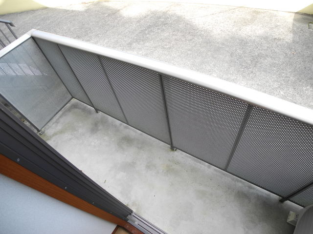 フレグランスヒルズのバルコニー|※写真は202号室※現況を優先します