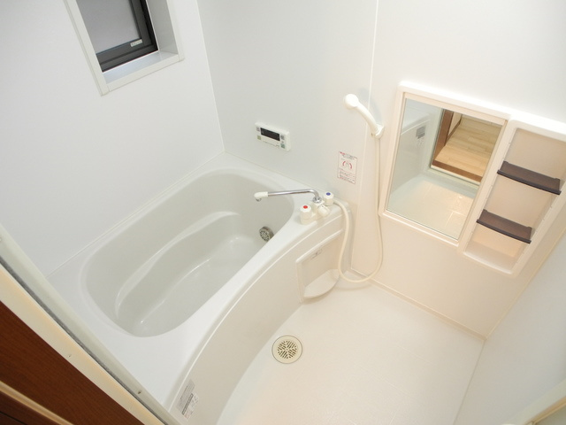 フレグランスヒルズの浴室|※写真は202号室※現況を優先します