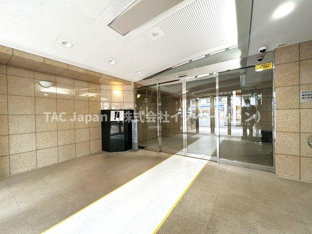 アリュージュ南千住のエントランス|【リノベーションしてお引渡し】
【工事中でも見学可能】
【類似の完成物件ご案内します】