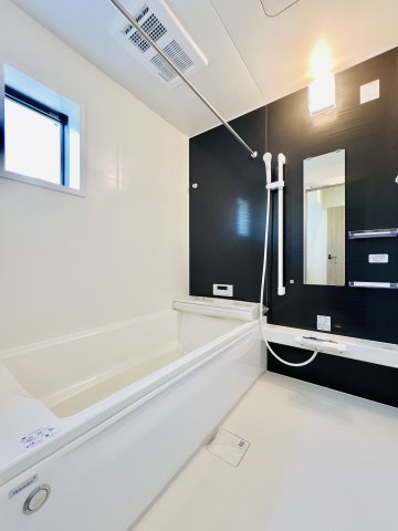 前橋朝日町2丁目の浴室|高級感溢れるユニットバスで１日の疲れも癒されます♪