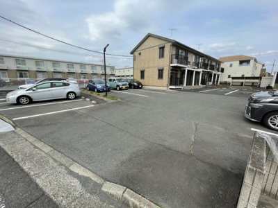 【駐車場】 | ルミエール大友D