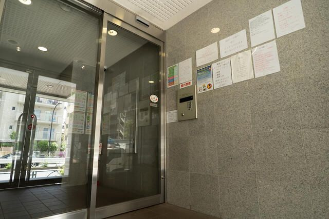 スカイコート高田馬場第３のエントランス