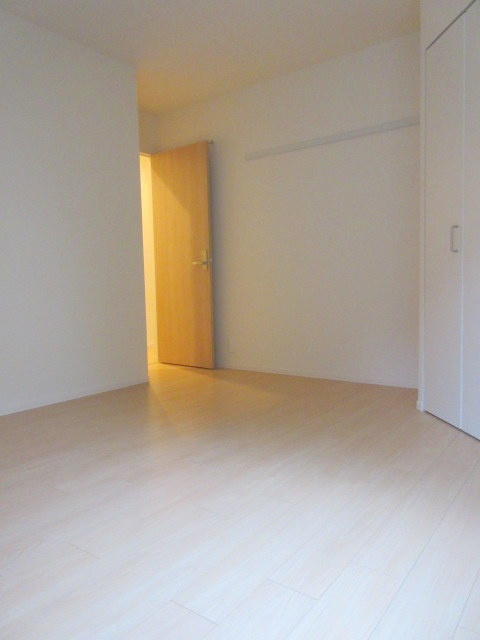 Ｍｏｎｔａｇｎｅの洋室|7.5帖もある広々とした洋室