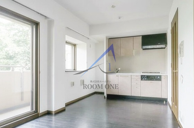 クリオ恵比寿弐番館の居間・リビング|洋室のお部屋です。