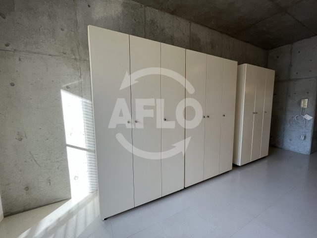 レキシントン・スクエア新町の収納|レキシントン・スクエア新町　　可動式クローゼット