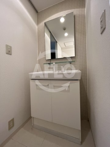 レキシントン・スクエア新町の独立洗面台|レキシントン・スクエア新町　独立洗面台