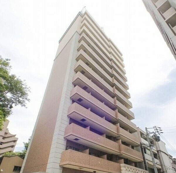 プレサンスSAKAE白川公園IIの外観