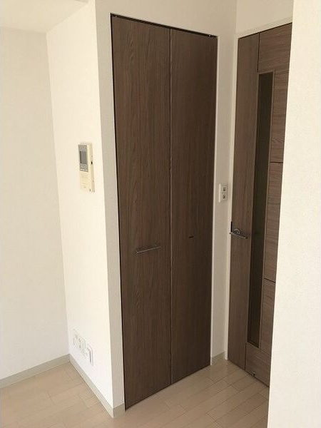 プレサンスSAKAE白川公園IIの収納