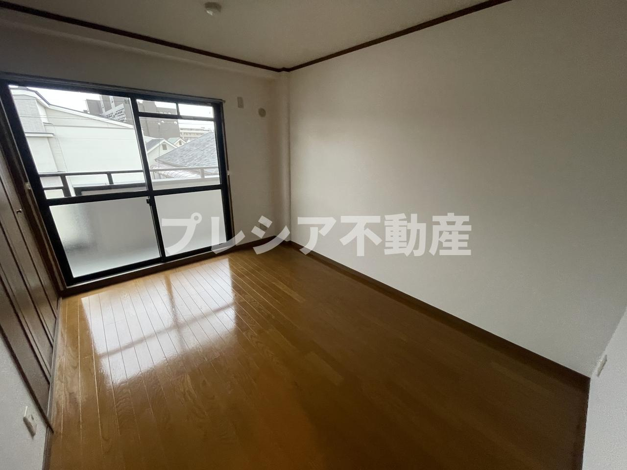 Vコートの居間・リビング