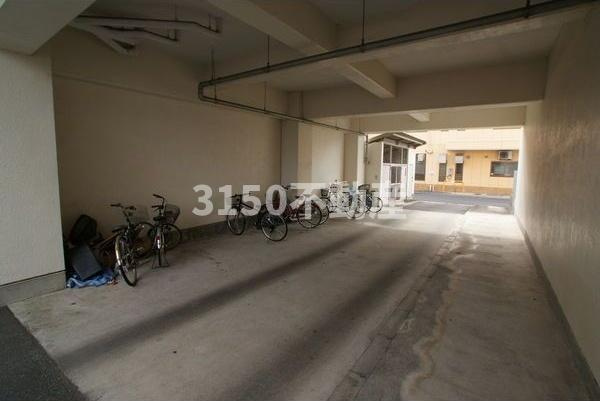 マンション島原のロビー