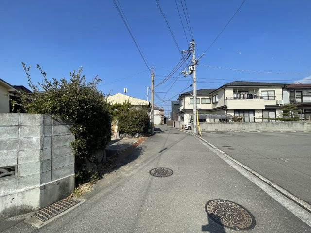 清住2丁目土地の周辺|東側前面道路です。