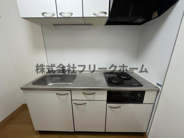 武蔵野市境南町３丁目のアパートのキッチン