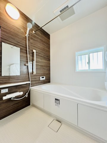 前橋市北代田町の浴室|高級感溢れるユニットバスで１日の疲れも癒されます♪