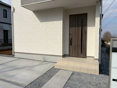 【エントランス】 | 香取市みずほ台1号棟 | 即日内覧可能です！お気軽に０４７６－３７－３８８８までお問合せ下さい。