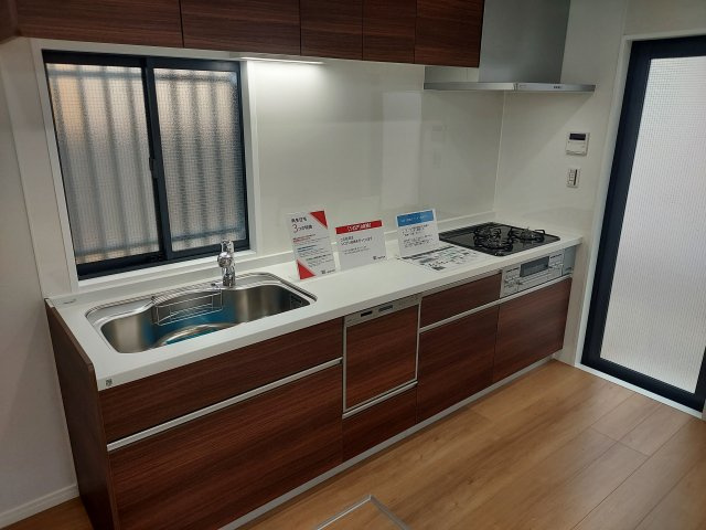 宝塚市山本南2丁目一戸建のキッチン|食洗機付きシステムキッチン