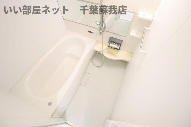 ひよどりパーク　Ａの浴室|落ち着いた空間のお風呂です