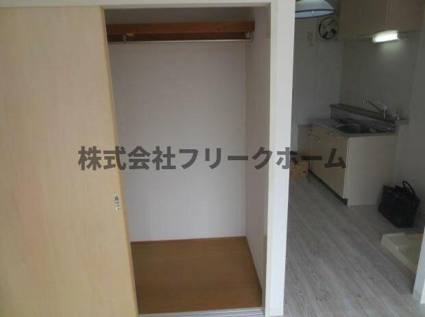 三鷹市井口１丁目の賃貸マンションの収納