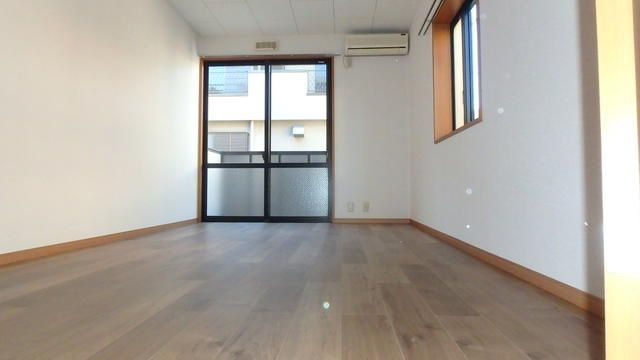 カーサ・ヨロズの居間・リビング