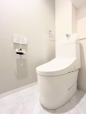 【トイレ】 | グレイスたまプラーザⅡ | ◆清潔感のある白を基調とした落ち着ける空間。