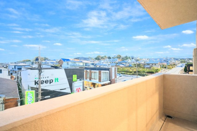 【バルコニー】 | グレイスたまプラーザⅡ | ◆日当たり良好なバルコニー！毎日のお洗濯にも嬉しいですね！