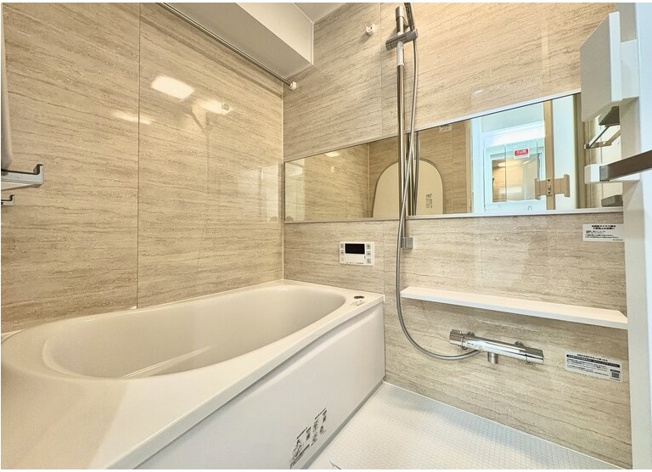 【浴室】 | ★仲介手数料無料★MEGURO　HEIGHTS（これから中目黒駅北口再開発で利便性が高まります）