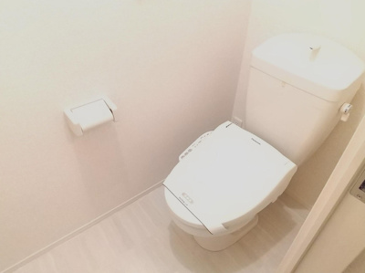 【トイレ】 | Le Monde