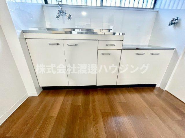 市役所側貸家のキッチン
