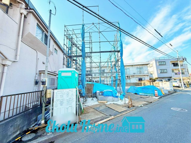 昭島市松原町2期　全2棟　2号棟の前面道路含む現地写真