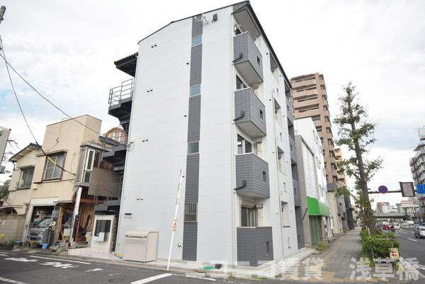 グランクオール五反野の外観