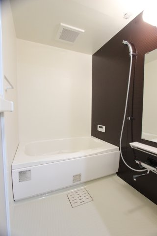 グランツの浴室|※別の号室の参考写真になります。