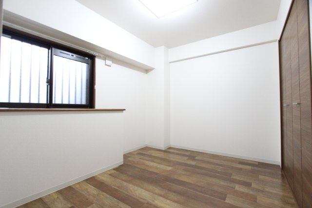 グランツの洋室|※別の号室の参考写真になります。