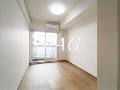 【居間・リビング】 | トップ明大前第３ | 洋室のお部屋です。