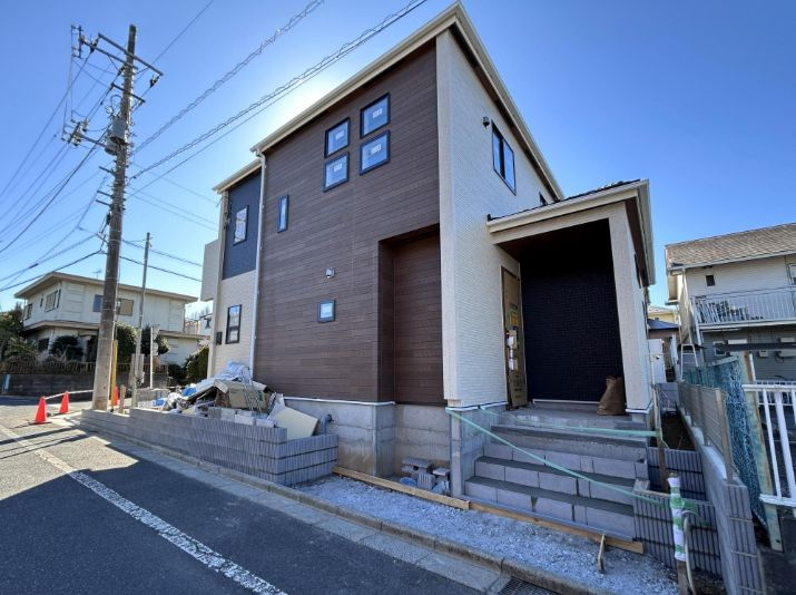 仲介手数料無料　入間市久保稲荷4丁目　新築戸建　全１棟