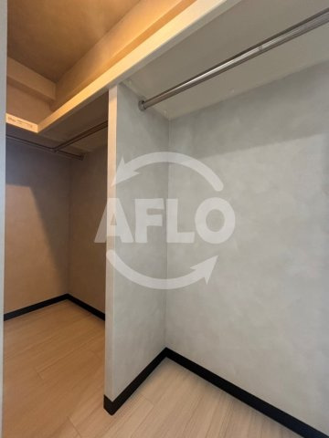 リンクハウス北梅田の収納|リンクハウス北梅田　ウォークインクローゼット