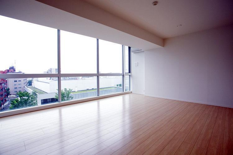 ガーデニエール砧レジデンスの居間・リビング