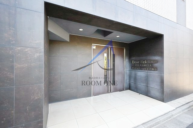 ディアレイシャス王子神谷のエントランス|エントランスです。