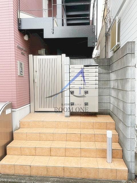 ロザリア品川のエントランス|エントランスです。