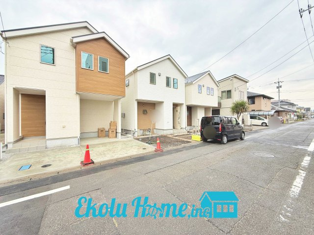 青梅市今寺4丁目　全3棟　2号棟の前面道路含む現地写真|2026年4月　撮影