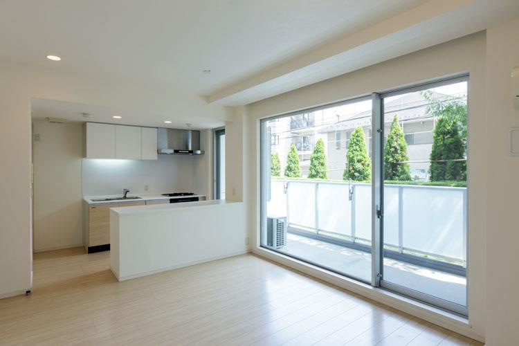 ガーデニエール砧レジデンスの居間・リビング