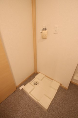 【設備】 | ドゥーエ | 室内洗濯機置場