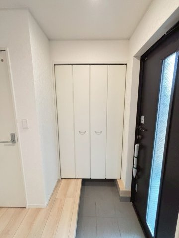 葛飾区水元４丁目　新築戸建ての玄関|2026年2月16日撮影