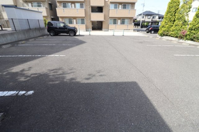 【駐車場】 | ピュアタウン Ｃ | 駐車場